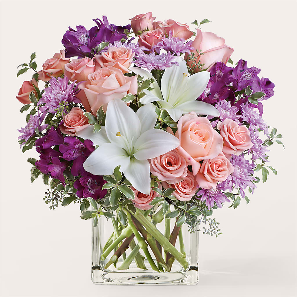Mani Pedi Bouquet – Panda Flowers Canada Inc, Calgary AB
