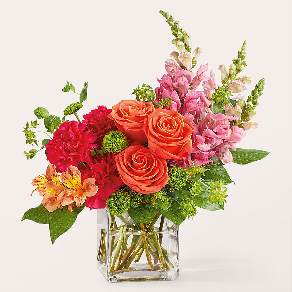 Cosmopolitan Bouquet – Panda Flowers Canada Inc, Calgary AB