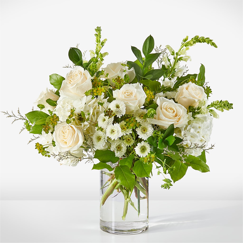 Hint of Vanilla Bouquet – Panda Flowers Canada Inc, Calgary AB