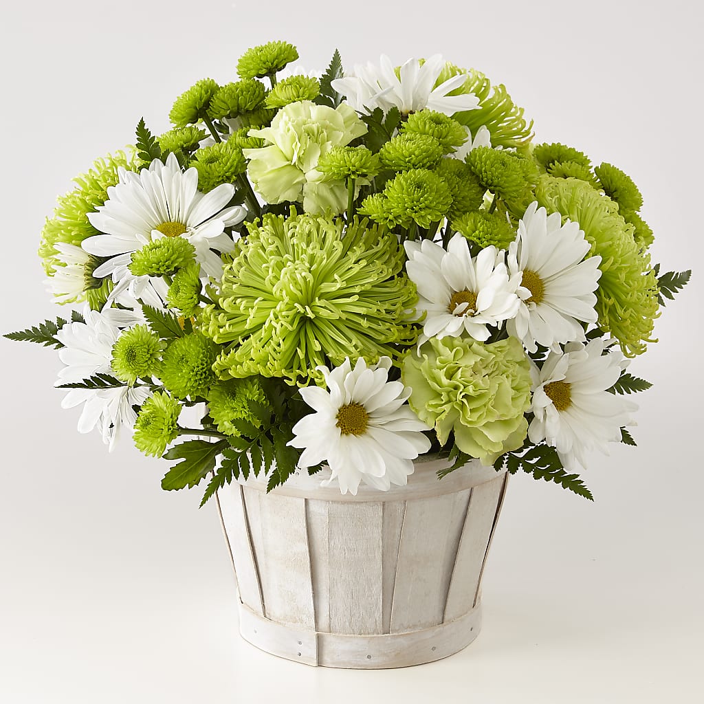 Lucky Charm Basket (Standard) –  Panda Flowers Canada Inc, Calgary AB