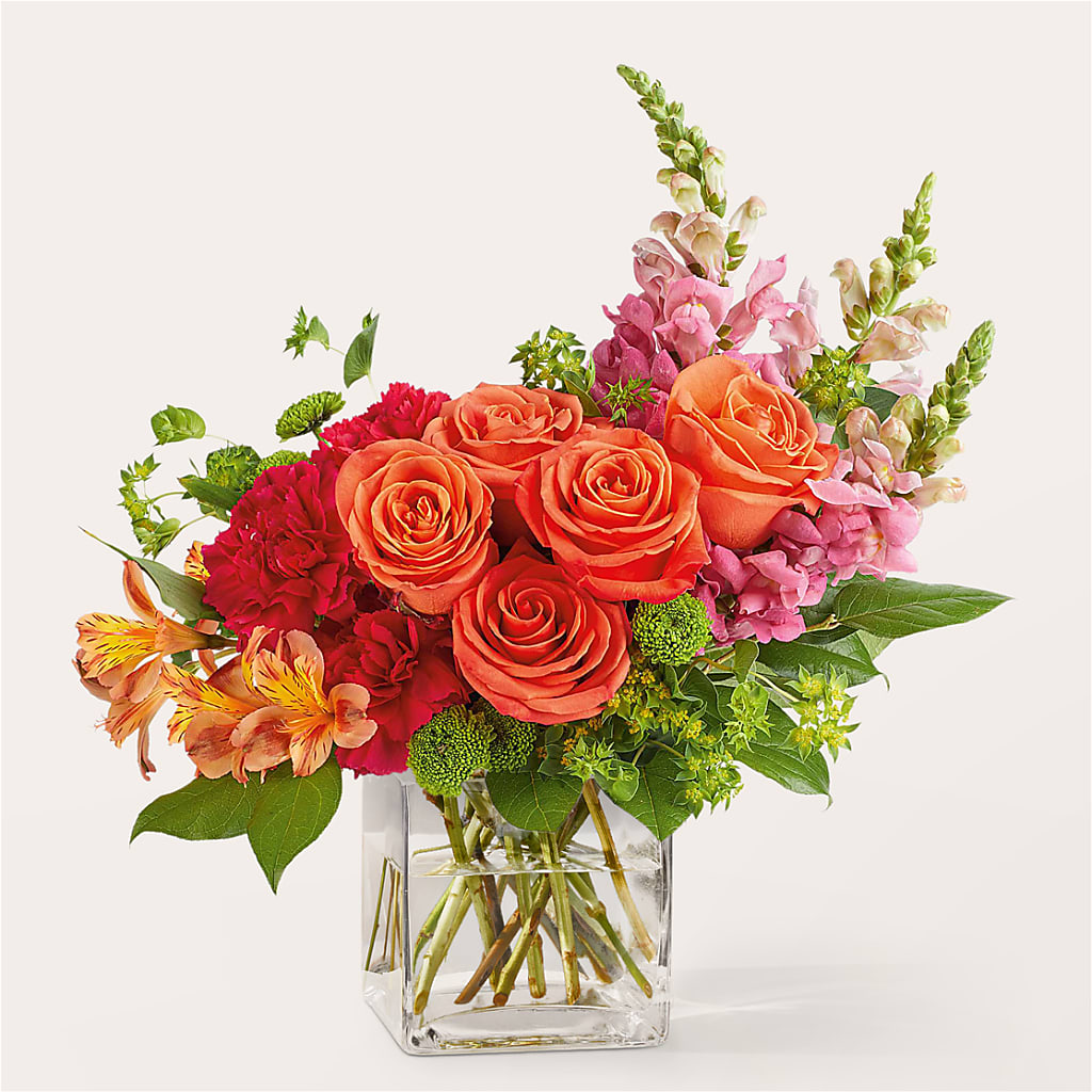 Cosmopolitan Bouquet –  Panda Flowers Canada Inc, Calgary AB