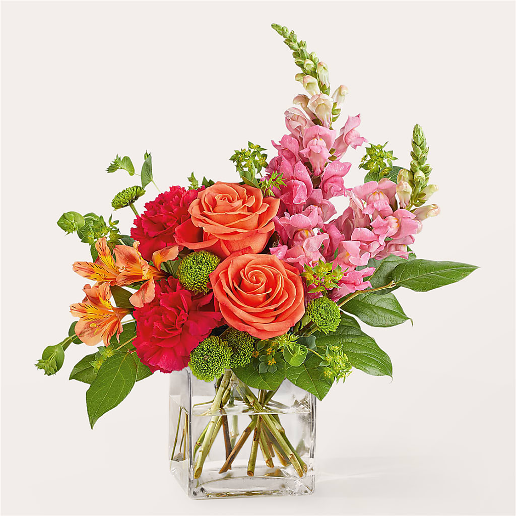 Cosmopolitan Bouquet –  Panda Flowers Canada Inc, Calgary AB