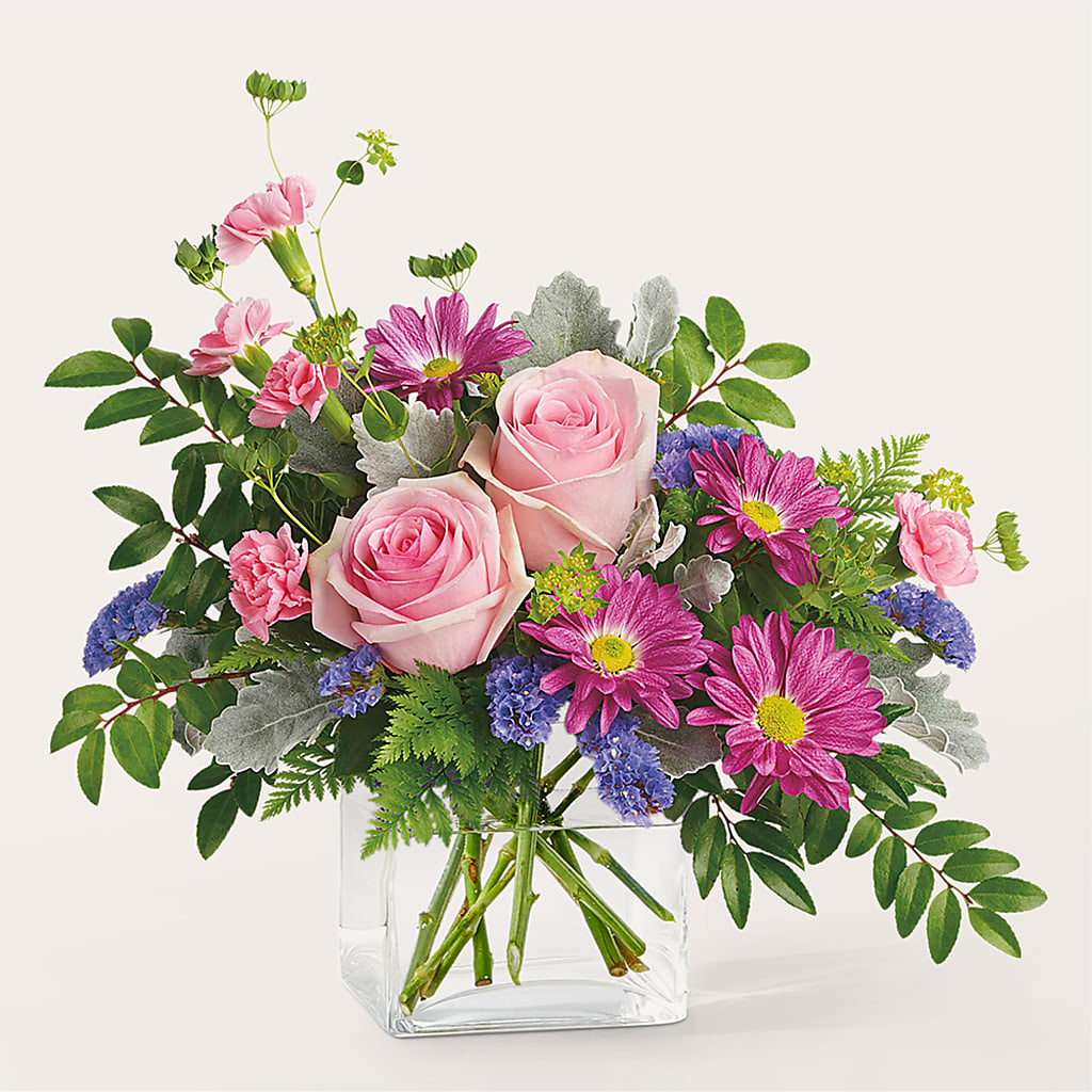 Starlet Bouquet –  Panda Flowers Canada Inc, Calgary AB