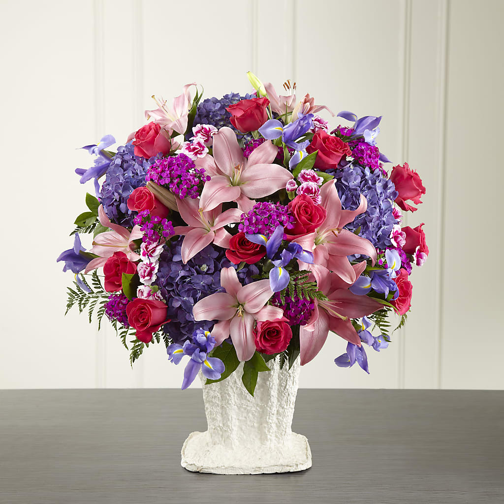 We Fondly Remember Arrangement –  Panda Flowers Canada Inc, Calgary AB