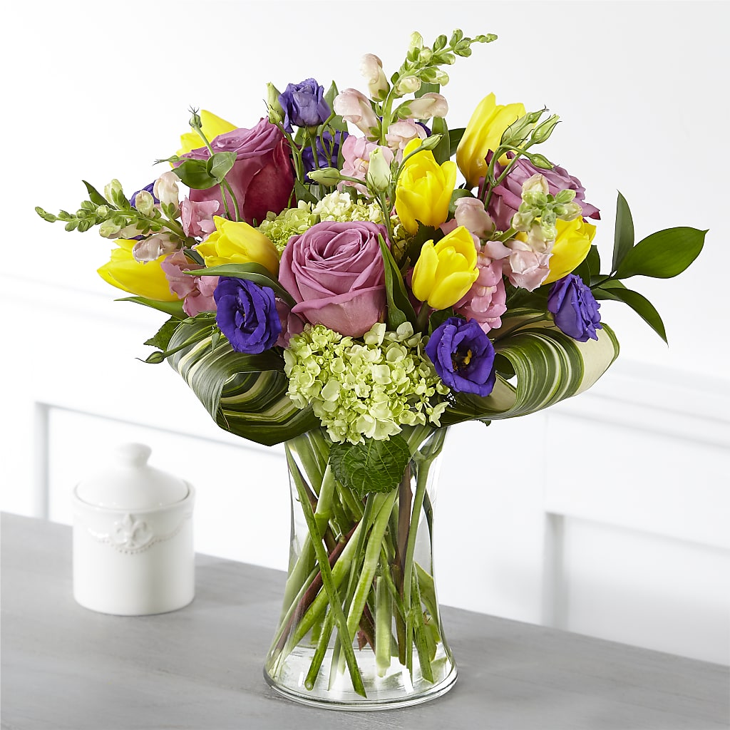 Wondrous Memories Bouquet –  Panda Flowers Canada Inc, Calgary AB
