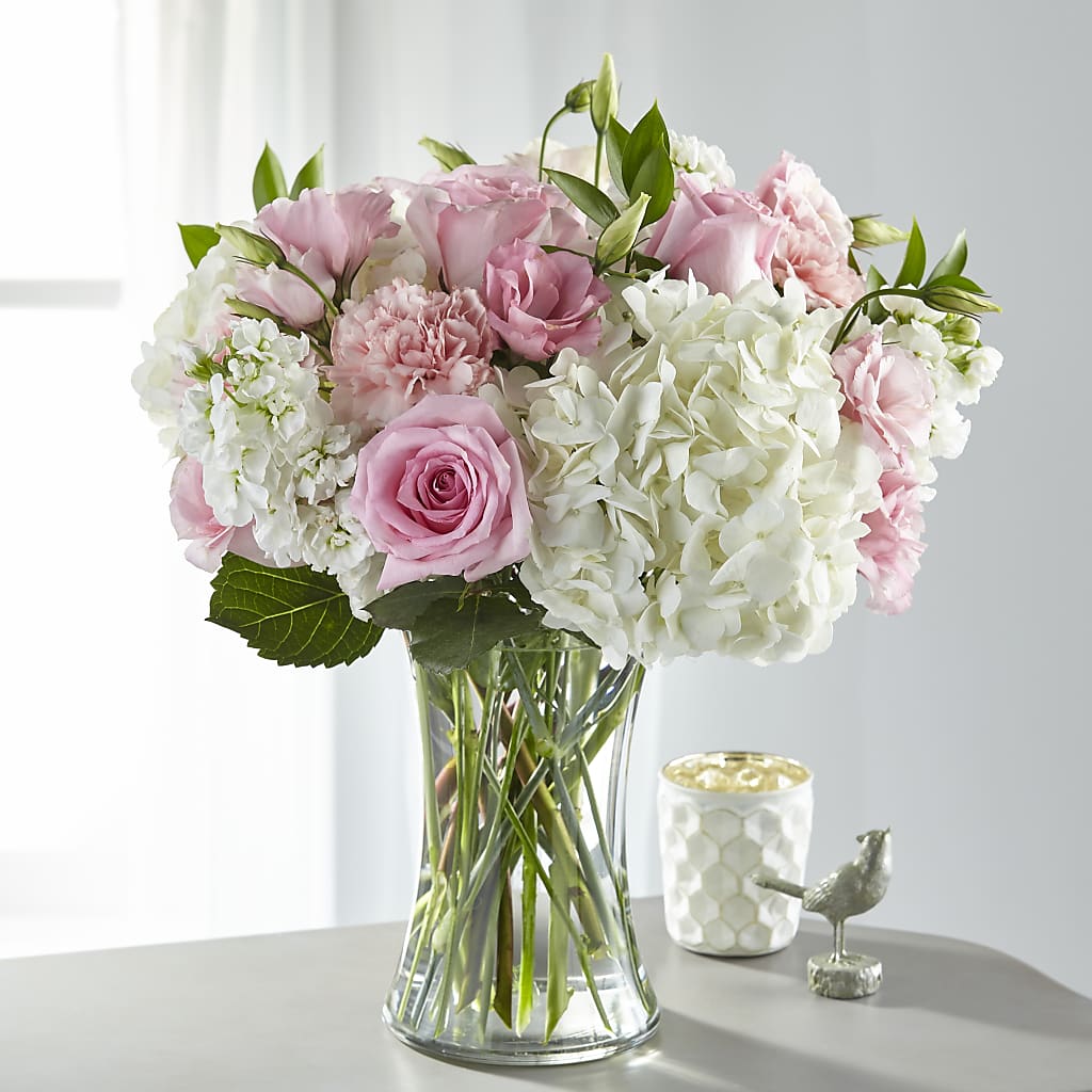 Guiding Grace Bouquet –  Panda Flowers Canada Inc, Calgary AB