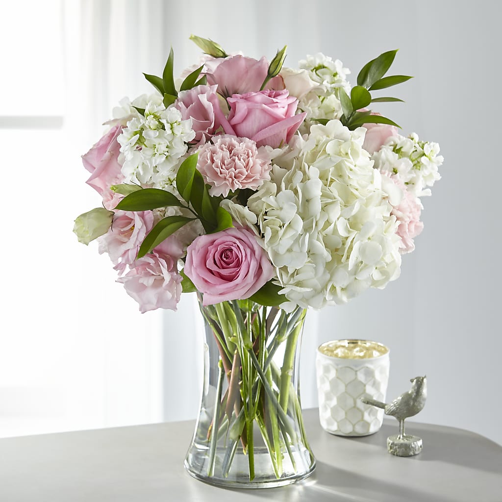 Guiding Grace Bouquet –  Panda Flowers Canada Inc, Calgary AB