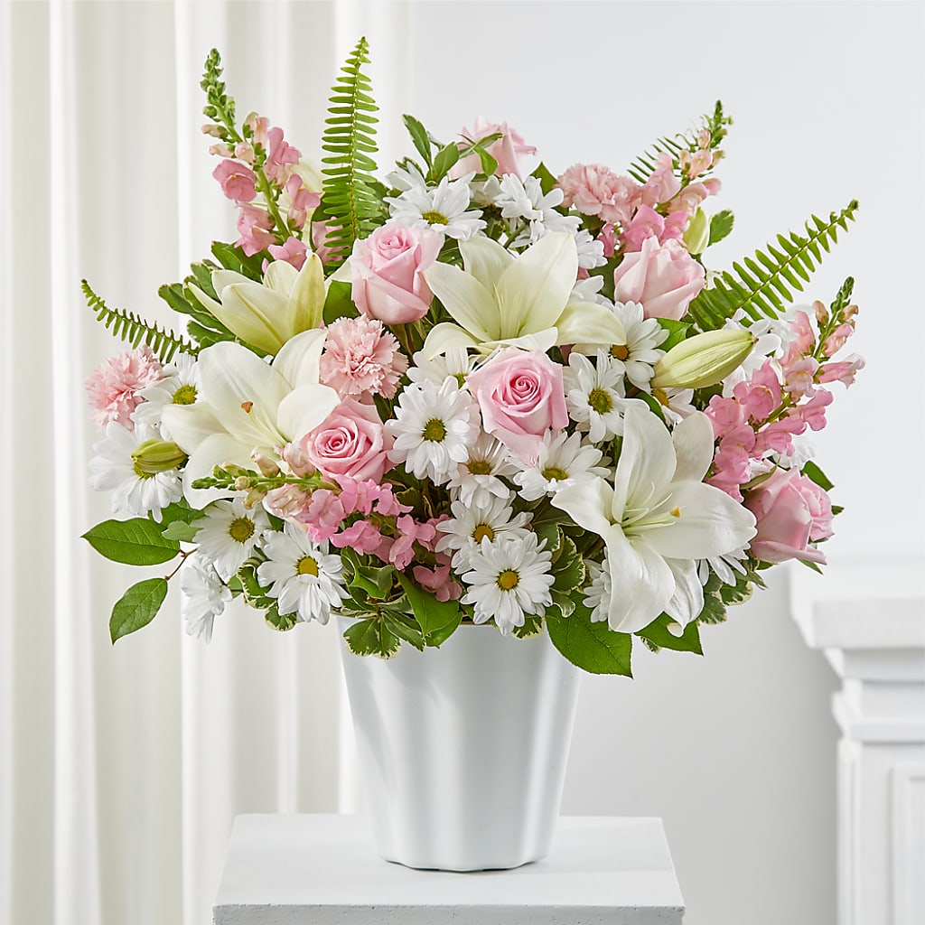 Soft Touch Tabletop Basket –  Panda Flowers Canada Inc, Calgary AB