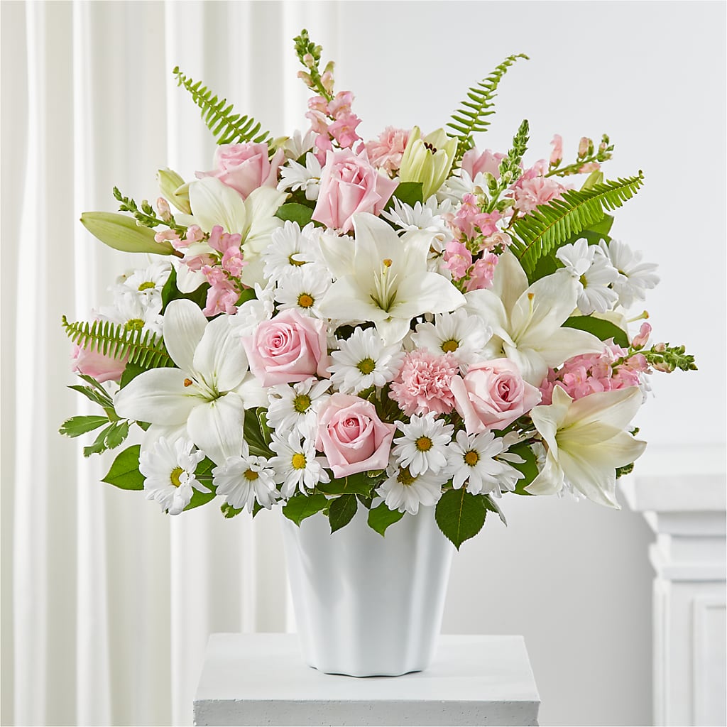 Soft Touch Tabletop Basket –  Panda Flowers Canada Inc, Calgary AB