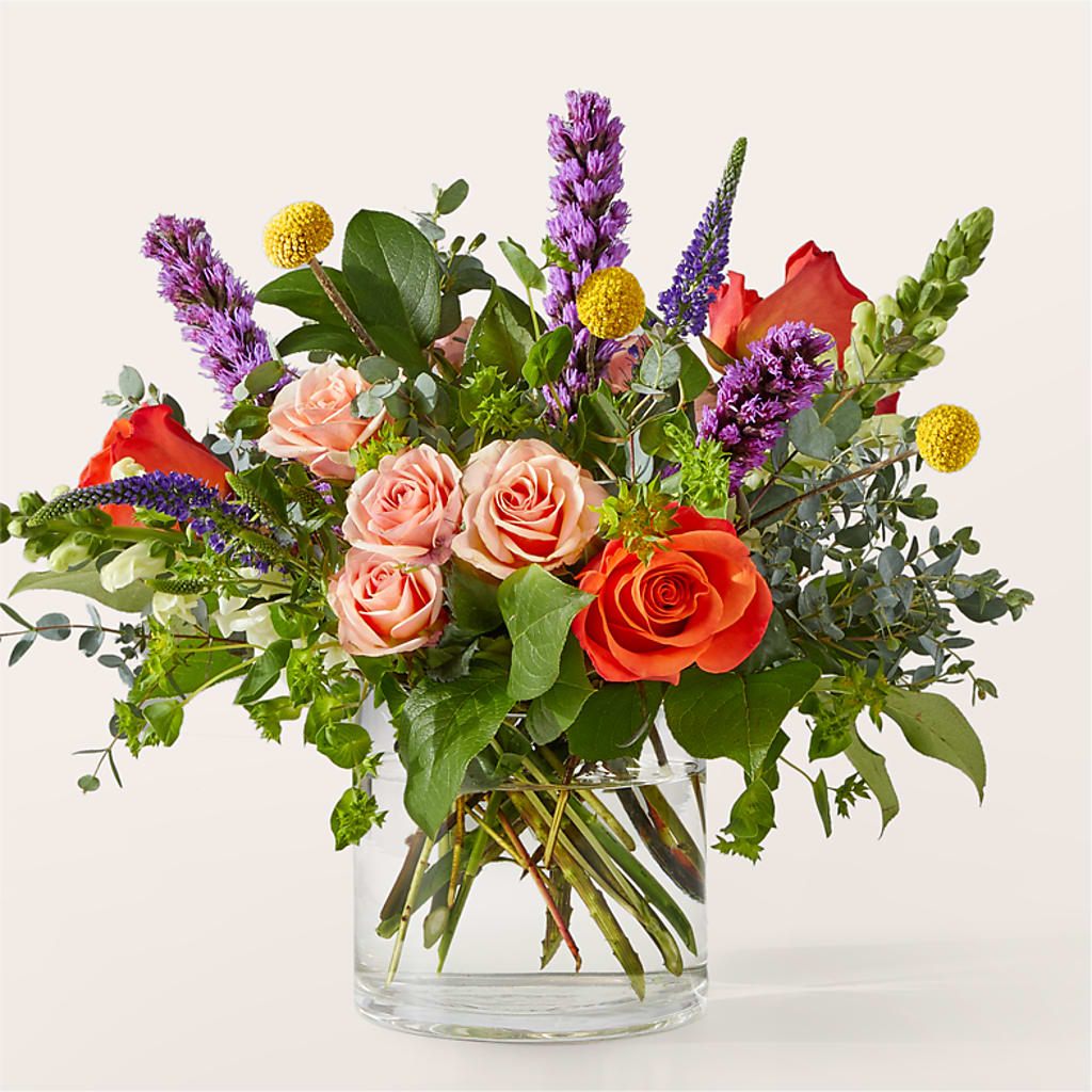 The Standout Bouquet –  Panda Flowers Canada Inc, Calgary AB
