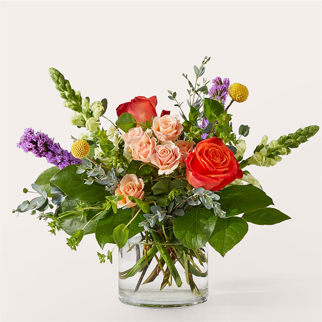 The Standout Bouquet –  Panda Flowers Canada Inc, Calgary AB
